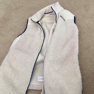 Vineyard vines large vest